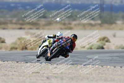 media/Oct-05-2025-CVMA (Sun) [[beeef4f201]]/Race 5-Amateur Supersport Open (Holeshot)/